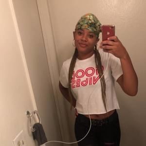 Meet your Posher, Andreaa